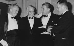 Fot 3. Anton Fletner (drugi od lewej) i Werner von Braun w USA